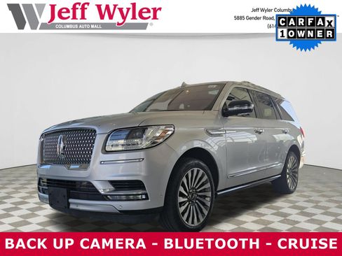 Used 2019 Lincoln Navigator Reserve image 1