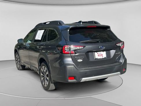 Used 2025 Subaru Outback Limited w/ Popular Package #2 AWD/4WD image 4