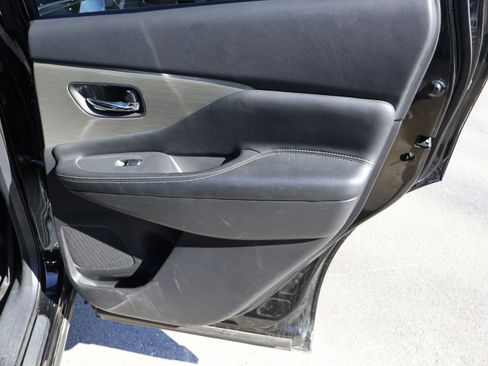 Used 2015 Nissan Murano Platinum w/ Platinum Technology Package image 12