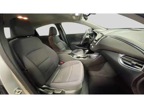 Used 2021 Chevrolet Malibu LT FWD image 17