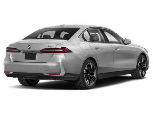 New 2026 BMW 530i xDrive w/ Premium Package AWD/4WD image 2