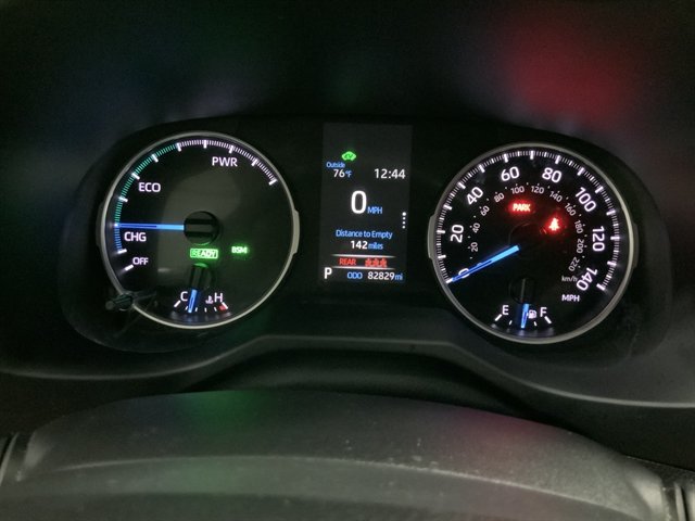 Used 2022 Toyota RAV4 XLE AWD/4WD image 22