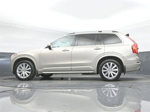 Used 2016 Volvo XC90 T6 Momentum w/ Momentum Plus Package image 13