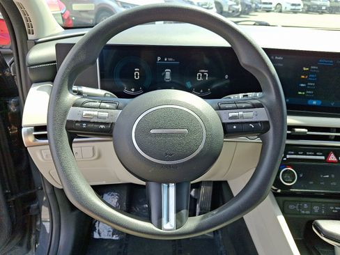 Used 2025 Hyundai Tucson SEL AWD/4WD image 18