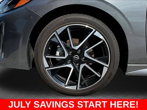 Used 2025 Nissan Sentra SR FWD image 37