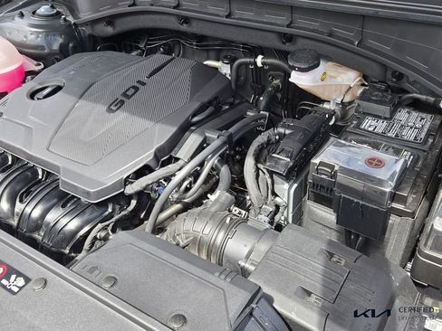 Certified 2025 Kia Sorento LX image 20