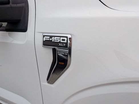 Certified 2022 Ford F150 XLT w/ Equipment Group 301A Mid RWD image 4