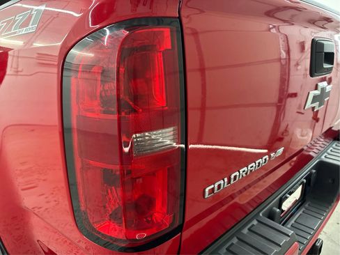 Used 2017 Chevrolet Colorado Z71 AWD/4WD image 26