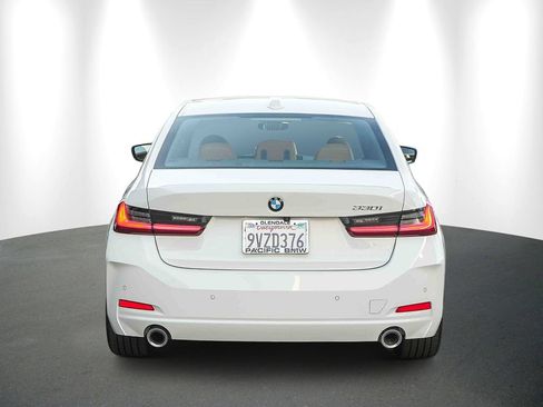 Used 2026 BMW 330i Sedan w/ Convenience Package RWD image 5