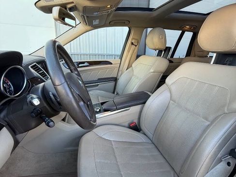 Used 2014 Mercedes-Benz GL 450 4MATIC image 7