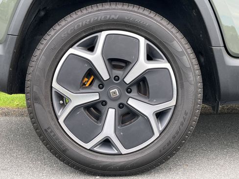 Used 2022 Rivian R1T Launch Edition AWD/4WD image 21