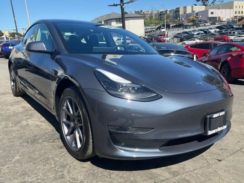 Used 2023 Tesla Model 3 Standard Range image 73