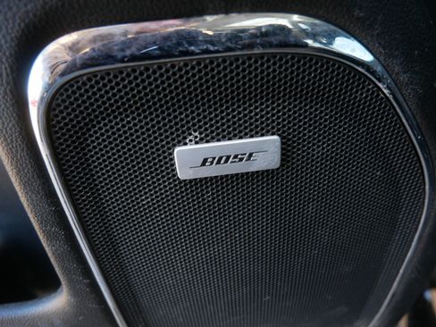 Used 2018 Chevrolet Silverado 1500 High Country image 24