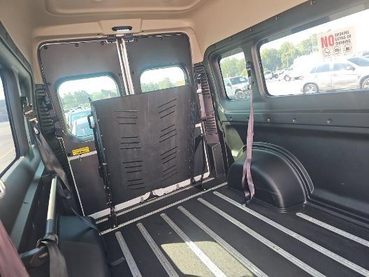 Used 2023 RAM ProMaster 2500 w/ Premium Convenience Group (B) FWD image 5