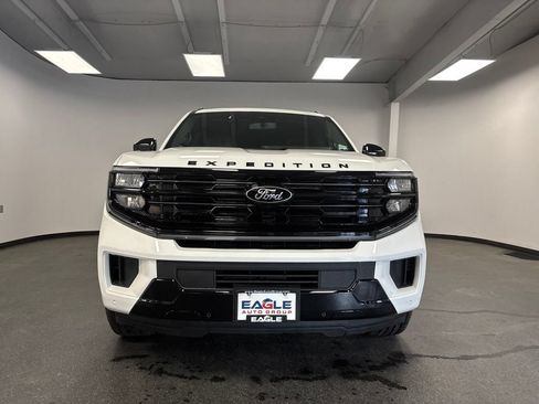 New 2026 Ford Expedition Max Platinum w/ Stealth Appearance Package AWD/4WD image 4