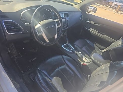 Used 2012 Chrysler 200 Limited FWD image 10