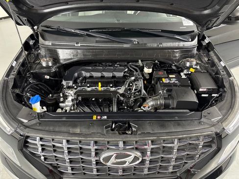 Used 2025 Hyundai Venue SEL FWD image 28