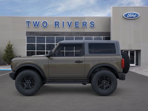 New 2026 Ford Bronco 2-Door w/ Sasquatch Package AWD/4WD image 3