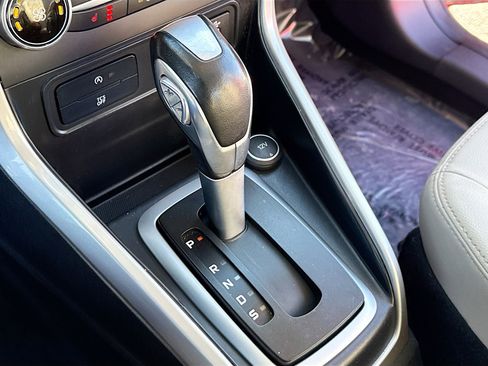 Used 2021 Ford EcoSport Titanium image 12