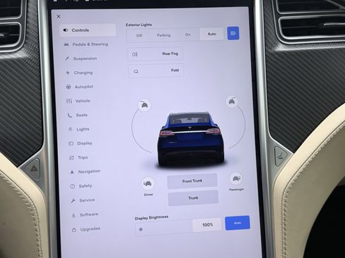 Used 2017 Tesla Model X 75D image 69