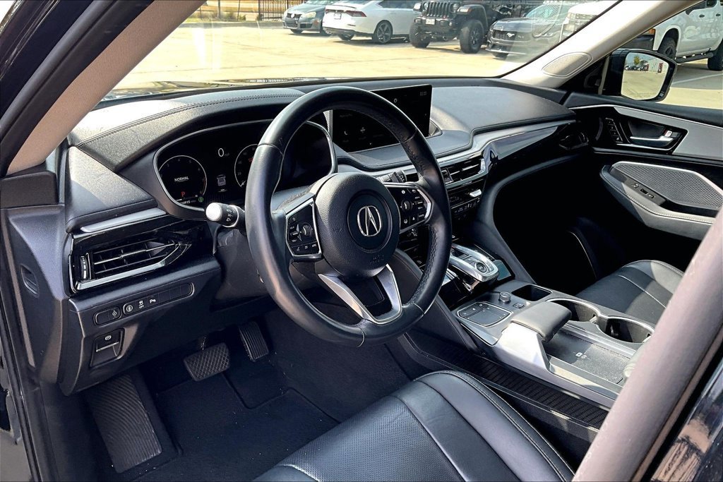 Used 2023 Acura MDX w/ Technology Package AWD/4WD image 15