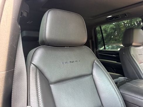 Used 2021 GMC Yukon XL Denali AWD/4WD image 28