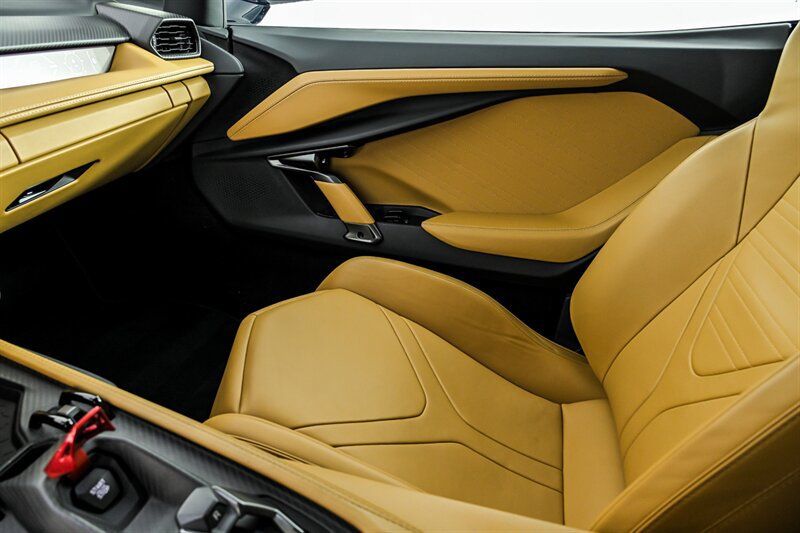 Used 2024 Lamborghini Revuelto AWD/4WD image 82