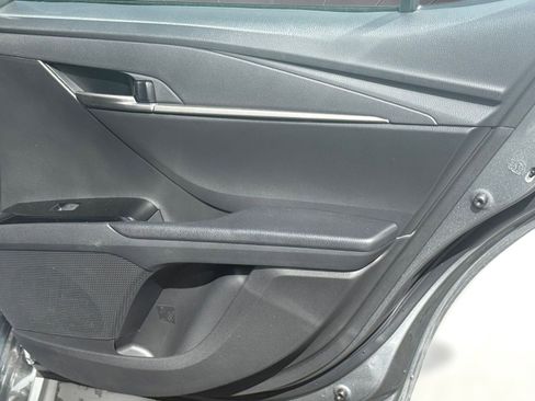 Used 2025 Toyota Camry SE image 14