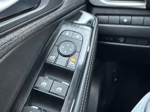 Certified 2023 Nissan Rogue SV AWD/4WD image 31