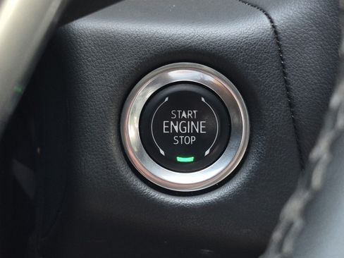 Used 2024 Chevrolet Tahoe LT AWD/4WD image 34