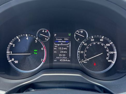 Used 2022 Lexus GX 460 w/ Black Line Special Edition AWD/4WD image 14