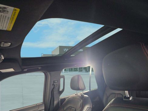 Used 2022 Ford Expedition Max Limited image 12