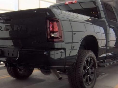 Used 2025 RAM 2500 Big Horn AWD/4WD image 6