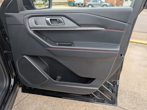 New 2026 Ford Explorer ST-Line AWD/4WD image 24