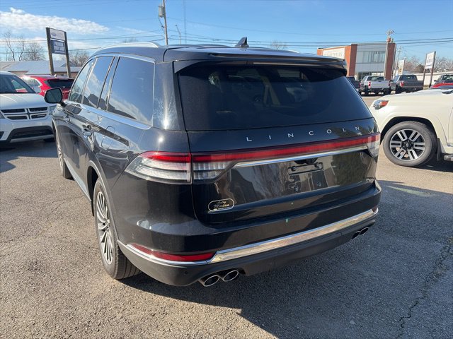 Used 2023 Lincoln Aviator Reserve w/ Equipment Group 201A AWD/4WD image 4