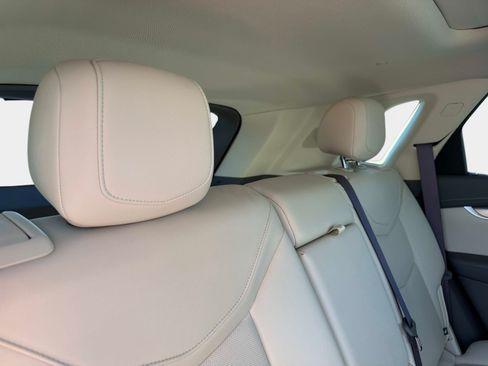 Used 2024 Cadillac XT5 Premium Luxury w/ LPO, Floor Liner Package FWD image 28