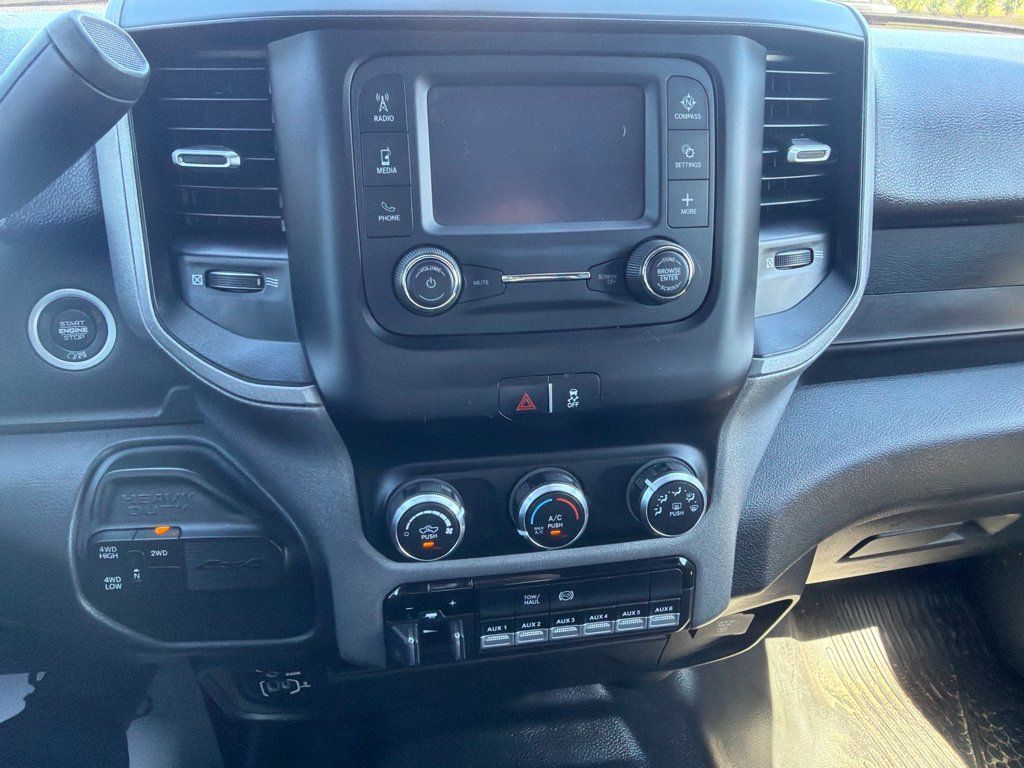 Certified 2024 RAM 2500 Tradesman w/ Chrome Appearance Group AWD/4WD image 13
