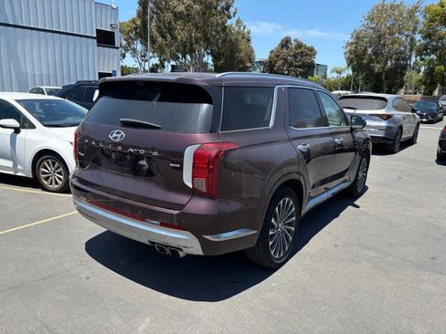 Used 2024 Hyundai Palisade Calligraphy AWD/4WD image 3