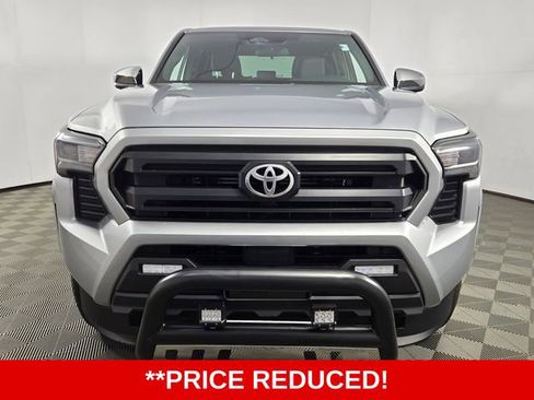 Used 2025 Toyota Tacoma SR image 2