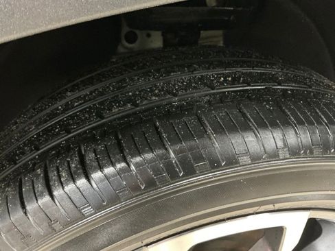 Certified 2023 GMC Terrain SLT w/ LPO, Floor Liner Package AWD/4WD image 11