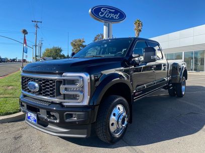 New 2026 Ford F450 Platinum w/ FX4 Off-Road Package