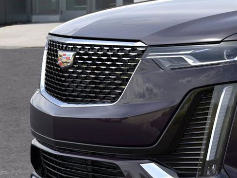 New 2025 Cadillac XT6 Premium Luxury image 13