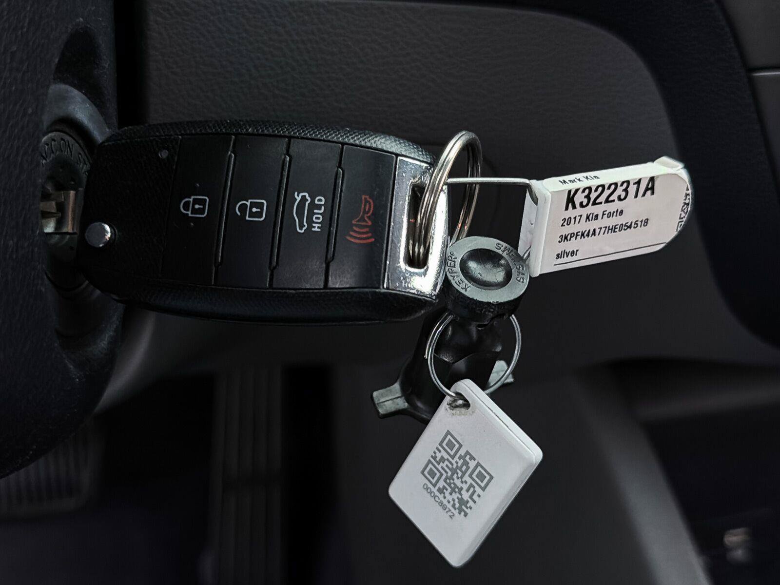 Used 2017 Kia Forte LX FWD image 16