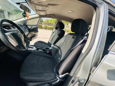 Used 2013 Nissan Sentra S FWD image 11