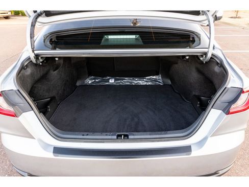 Used 2025 Toyota Camry LE image 14