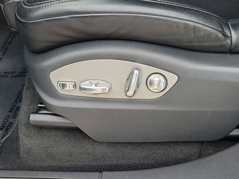 Used 2018 Porsche Cayenne Platinum Edition image 26