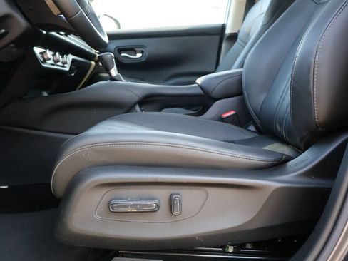 Certified 2024 Honda HR-V EX-L image 29
