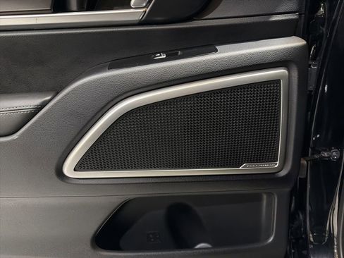 Used 2023 Kia Telluride S image 38