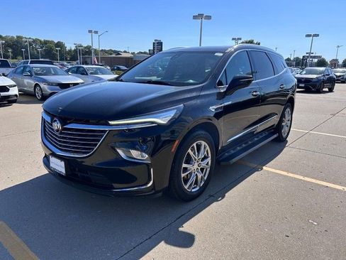 Used 2022 Buick Enclave Premium image 7
