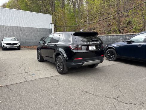 Used 2020 Land Rover Discovery Sport SE AWD/4WD image 14